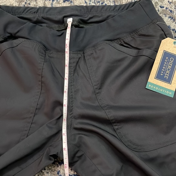 NWT Cherokee Workwear Revolution Scrub Pants Pewter XS - Picture 9 of 11